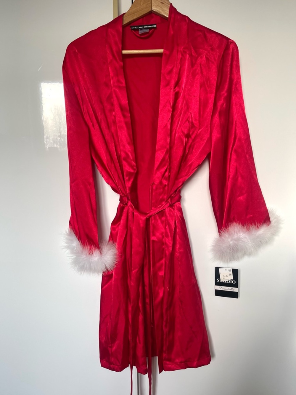 Studio Donatella Red Satin feather trim robe old Hollywood Large